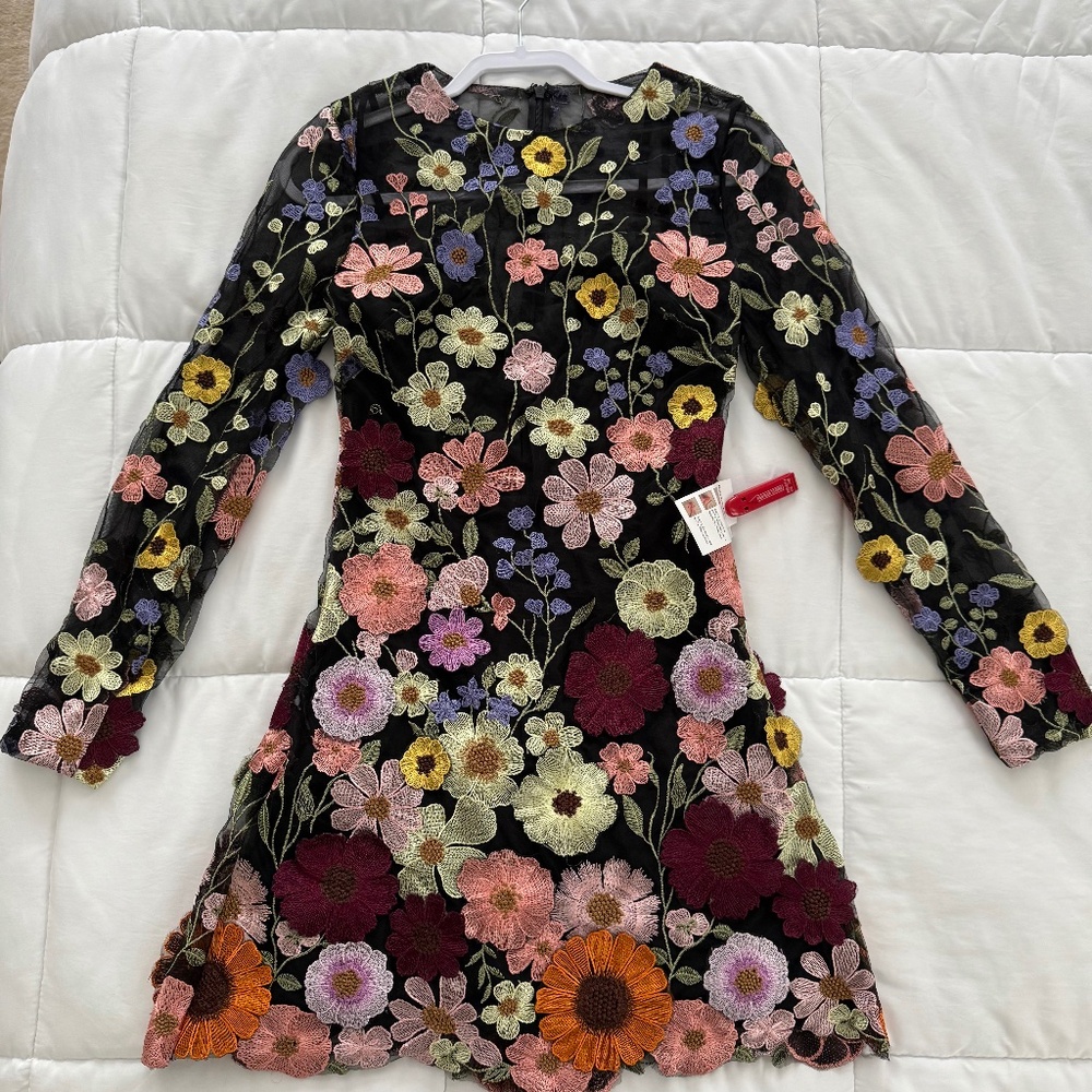 NWT Mac Duggal Floral Embroidered Long Sleeve Mini Dress